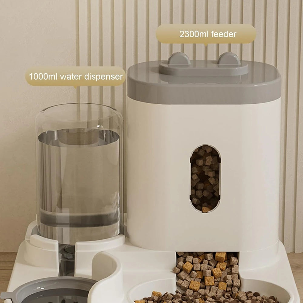 Distributore automatico acqua e cibo