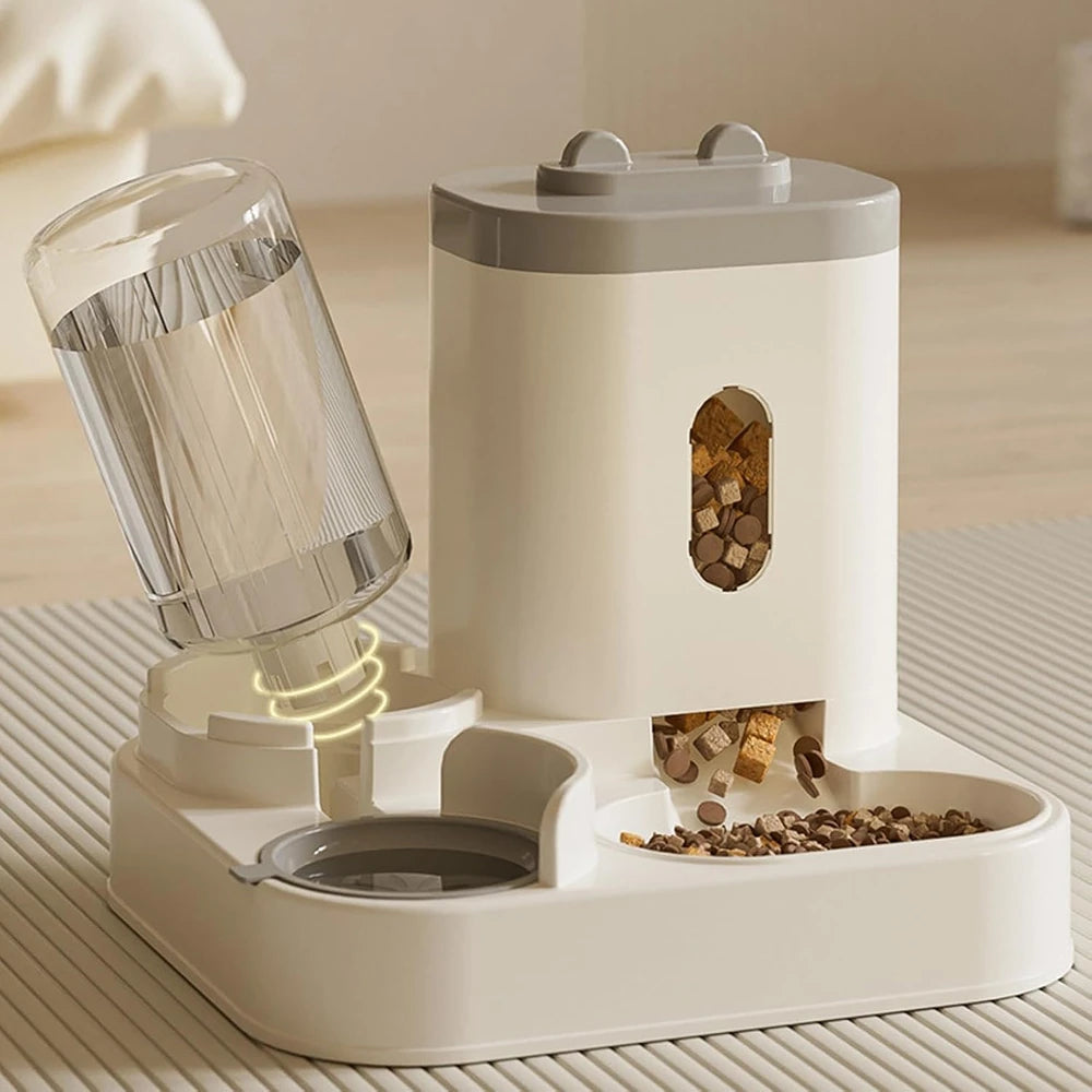 Distributore automatico acqua e cibo