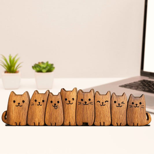 Charming Wooden Cat Decor